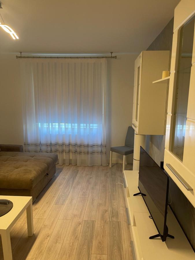 Apartament Incantator In Roman Dış mekan fotoğraf